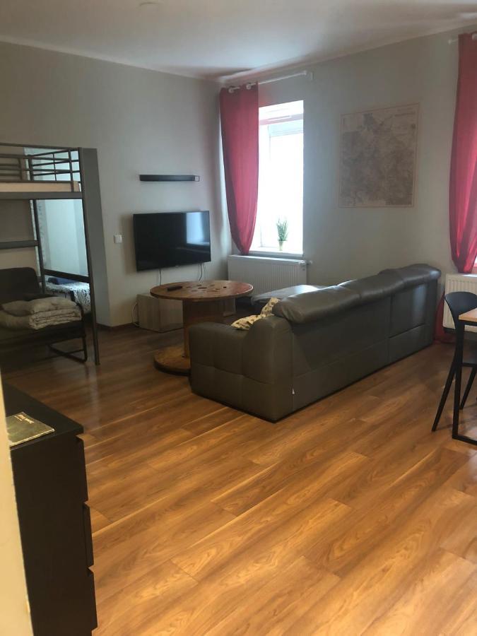 Apartament Srodmiescie 1 Sypialnia Oraz 1 Salon Валбжих Екстер'єр фото
